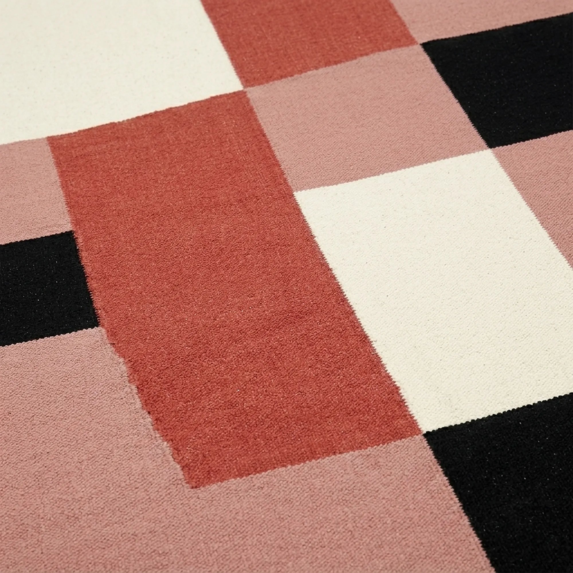Rose Zanafi Kilim rug Ait Baha, natural wool flat-weave detail