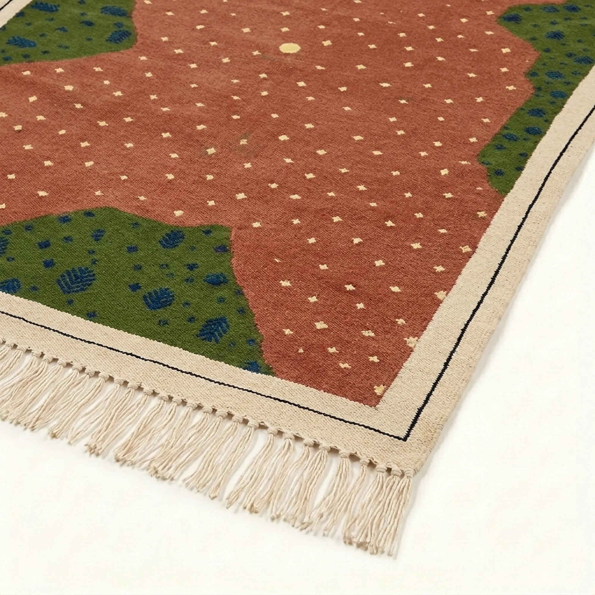 Blush Zanafi rug Amezmiz border, patterned corner and fringe detail