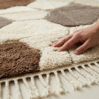 Ivory & Brown Mrirt rug Amrhar, organic patchwork pattern detail