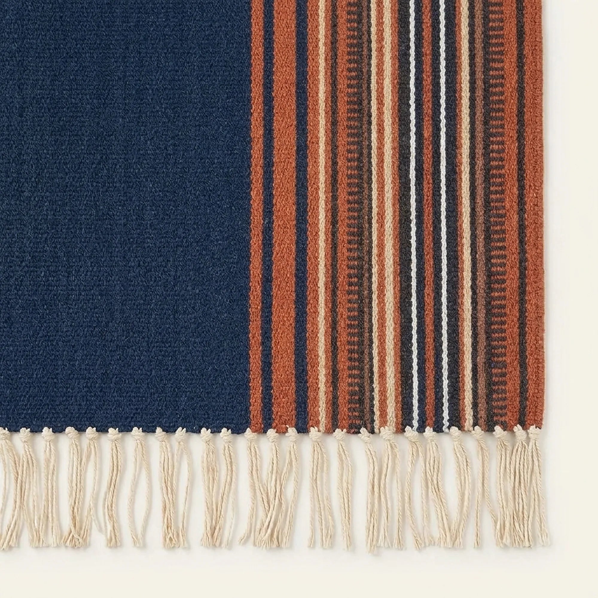 Navy Zanafi Kilim rug Foum Zguid, natural wool flat-weave edge
