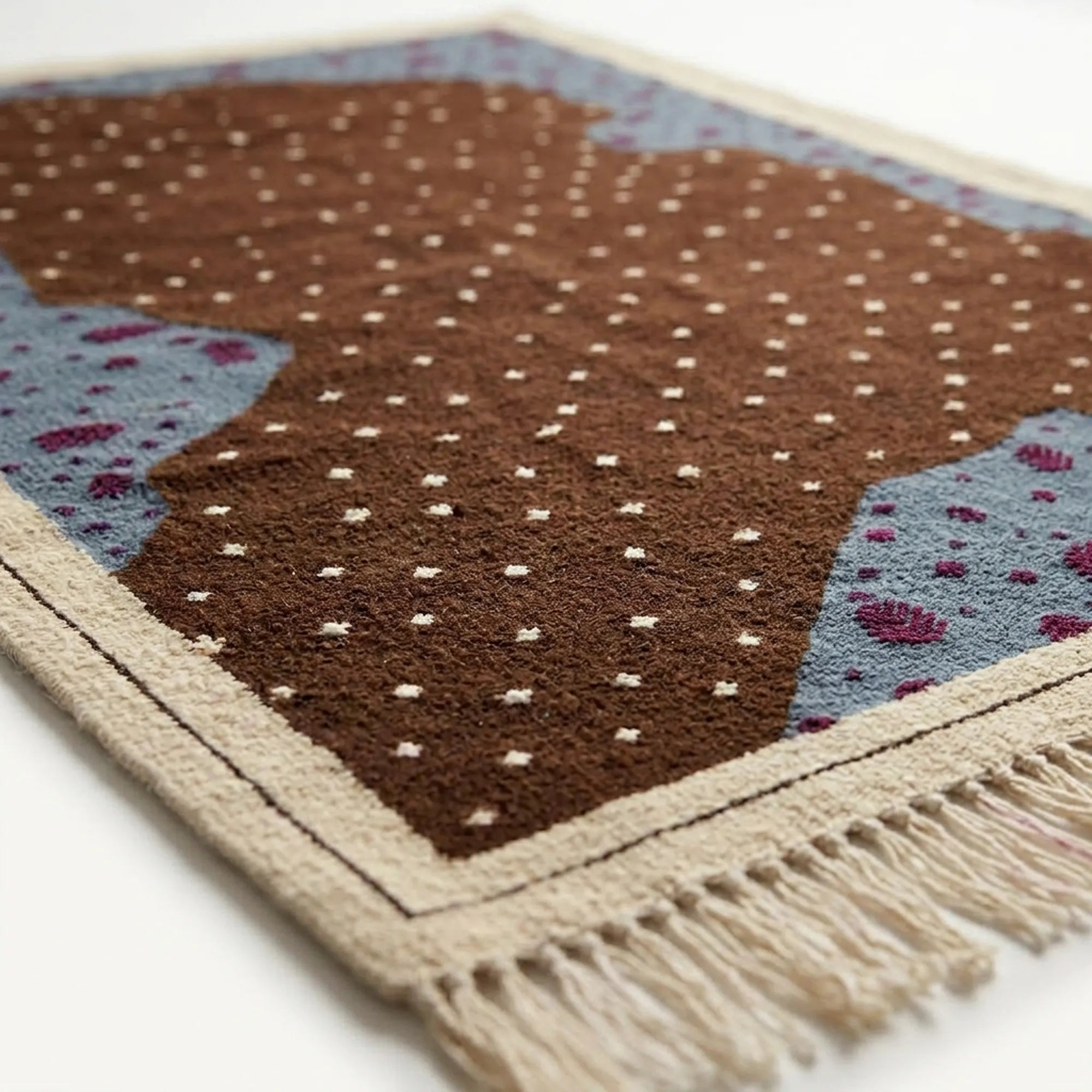 Brown Zanafi rug Imlil border, flat weave and fringe detail