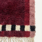 Itran burgundy Beni Ourain rug pattern detail