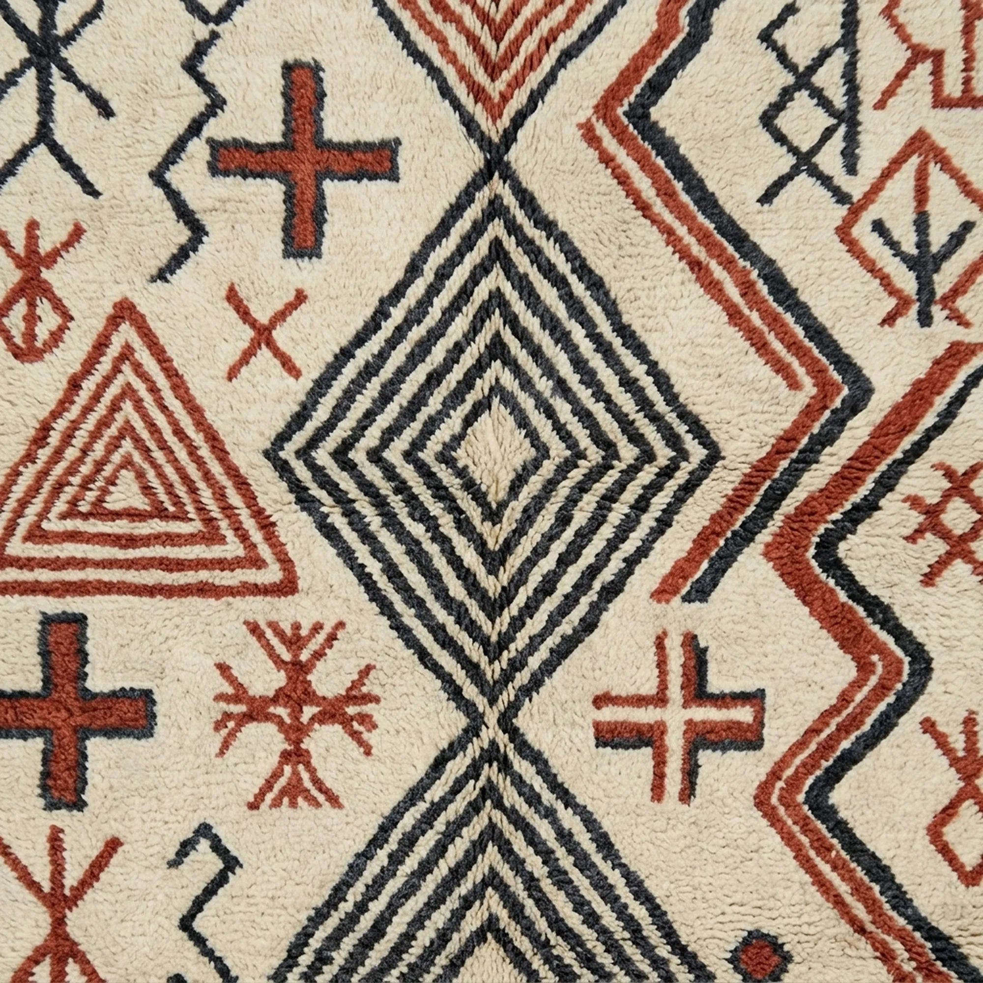 Ivory Azilal rug Awal with rust tribal geometry, border detail