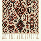 Ivory Azilal rug Tifin with burgundy diamond lattice, pattern detail