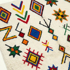 Ivory Azilal rug Tilelli with star diamond pattern, pattern detail