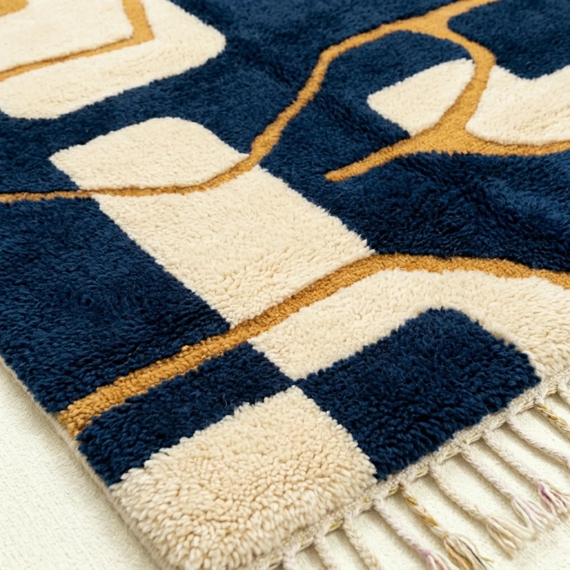 Navy & Mustard Mrirt rug Azrun, geometric grid raised pile detail