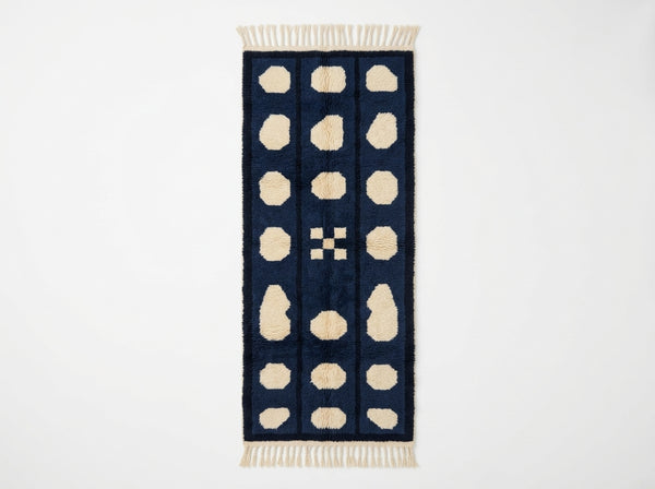 Navy & Cream Mrirt Runner – Pebble Columns – Tawenza