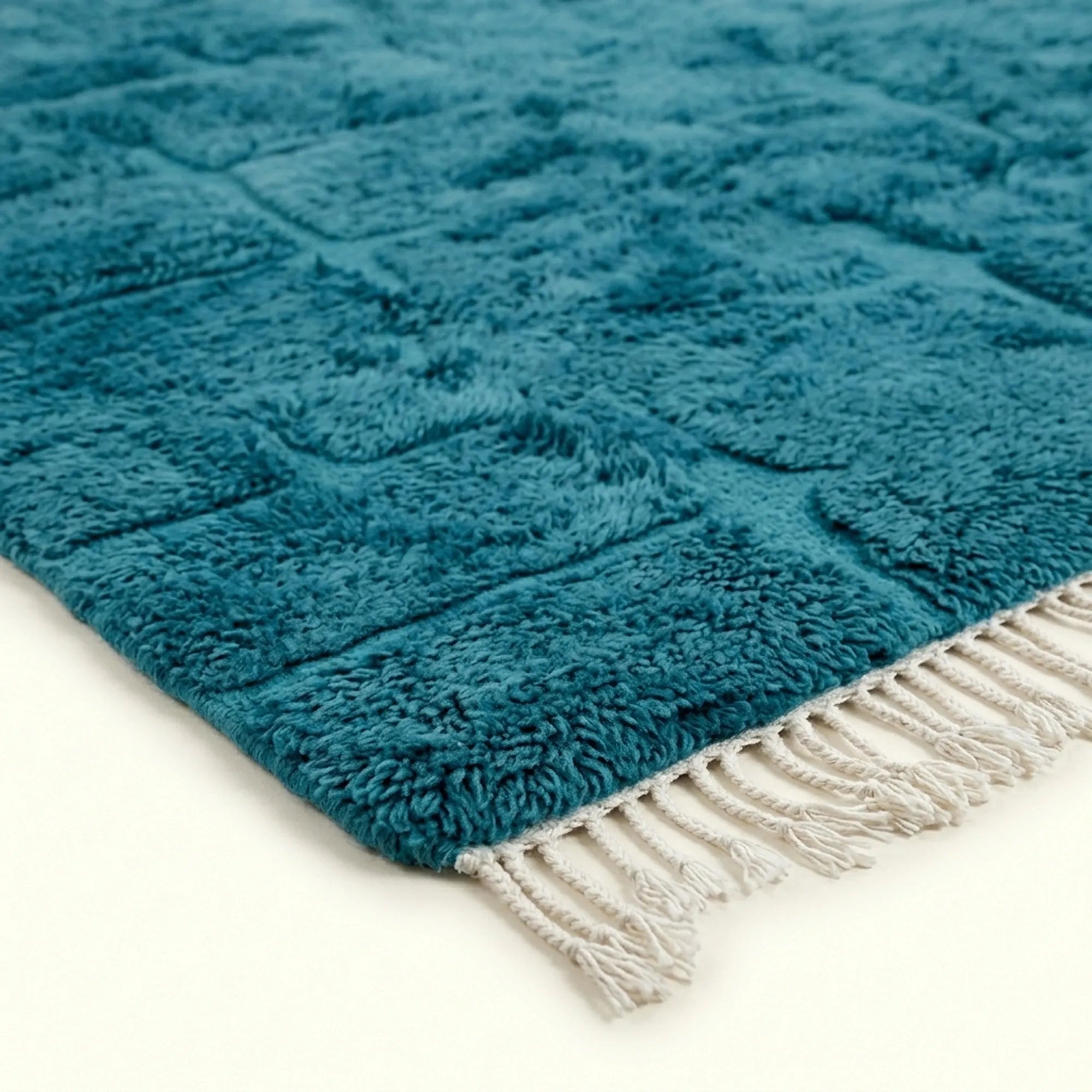 Ocean blue Mrirt rug Amussu fringe and edge detail