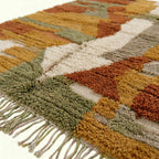 Rust & Sage Mrirt rug Amezlan, abstract patchwork raised pile detail