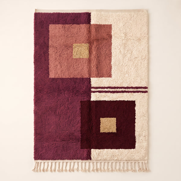 Plum & Ivory Mrirt Rug – Nested Squares – Tafrara