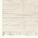 Ivory Mrirt rug Amsiren, subtle linear texture edge detail