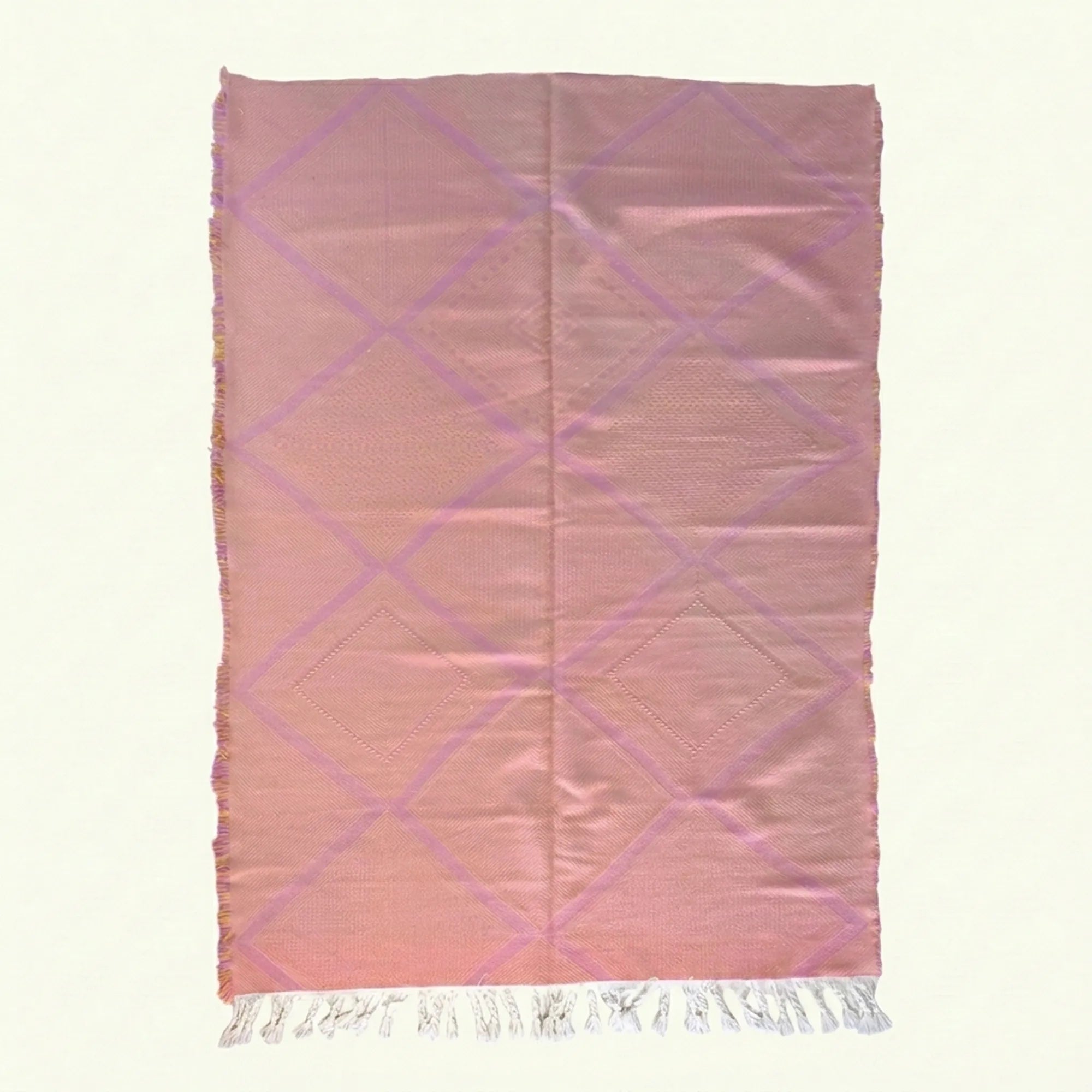 Rose Pink Zanafi kilim rug Tifoultoute with lavender diamonds, full rug view