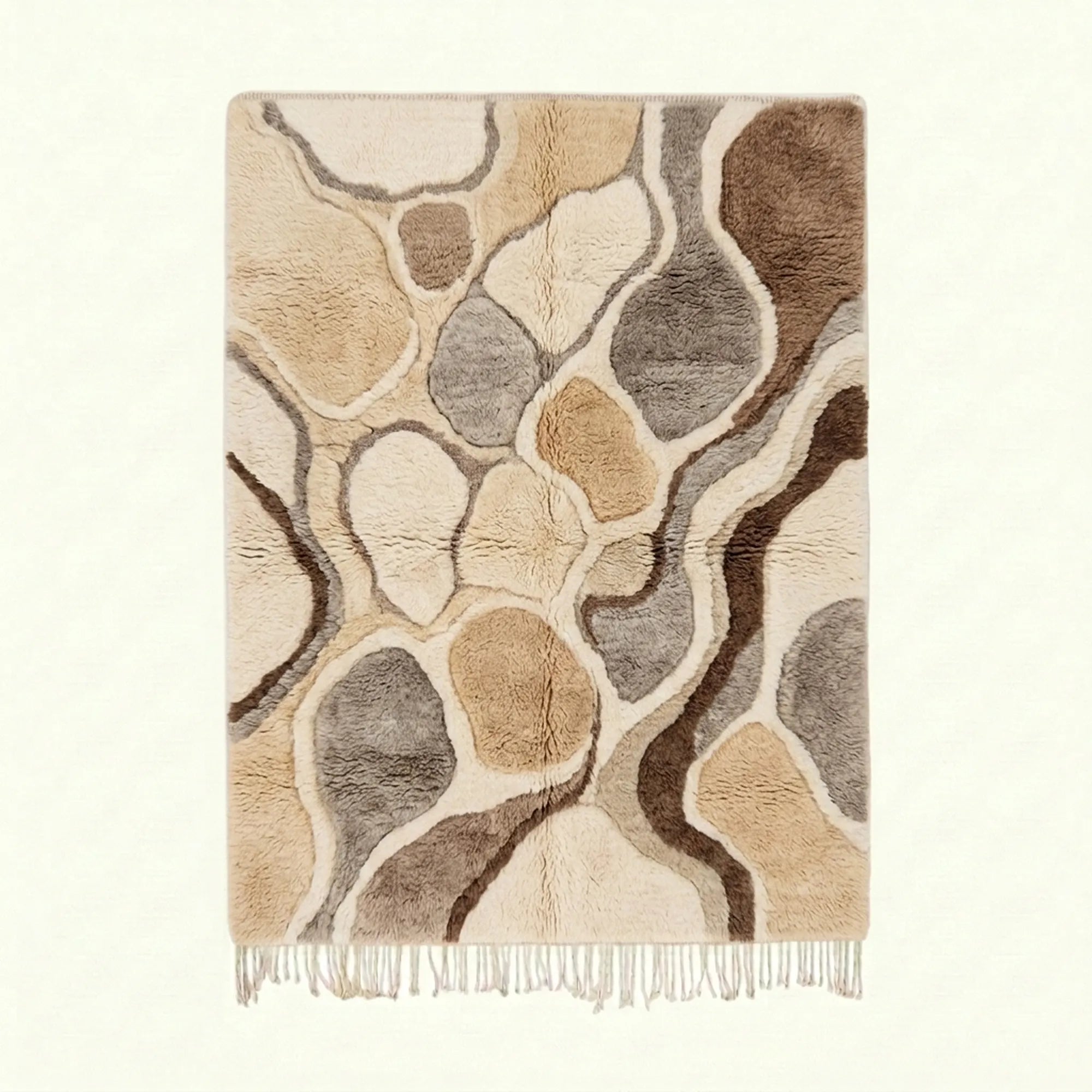 Ivory & Taupe Mrirt rug Taznirt with pebble mosaic, full rug view