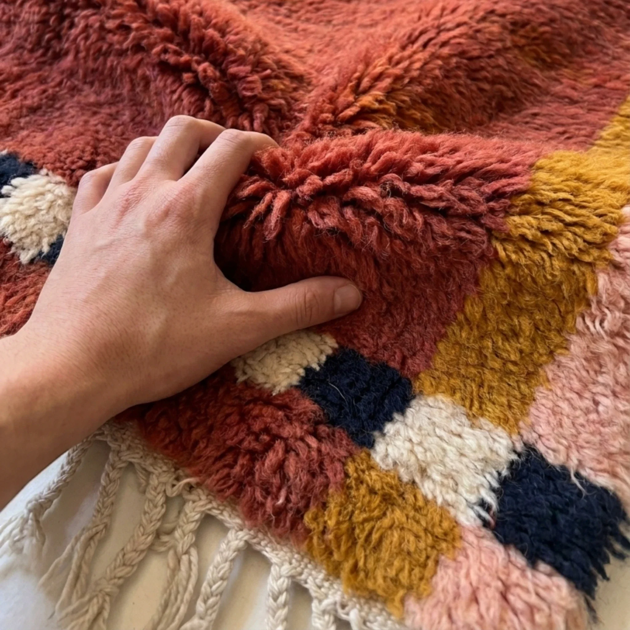 Tafukt terracotta Beni Ourain rug hand-touch craftsmanship detail