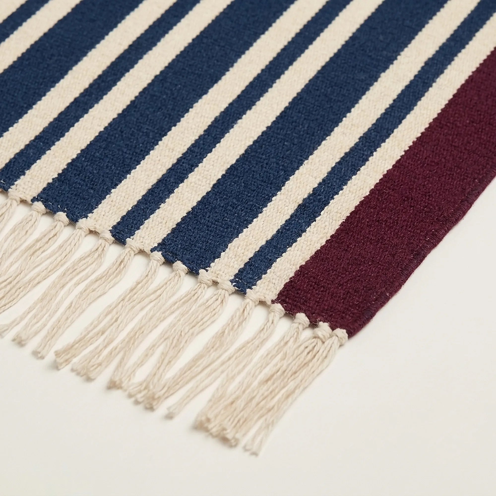 Navy, ivory and burgundy Zanafi rug Taghbalut with pinstripe design, pattern close-up