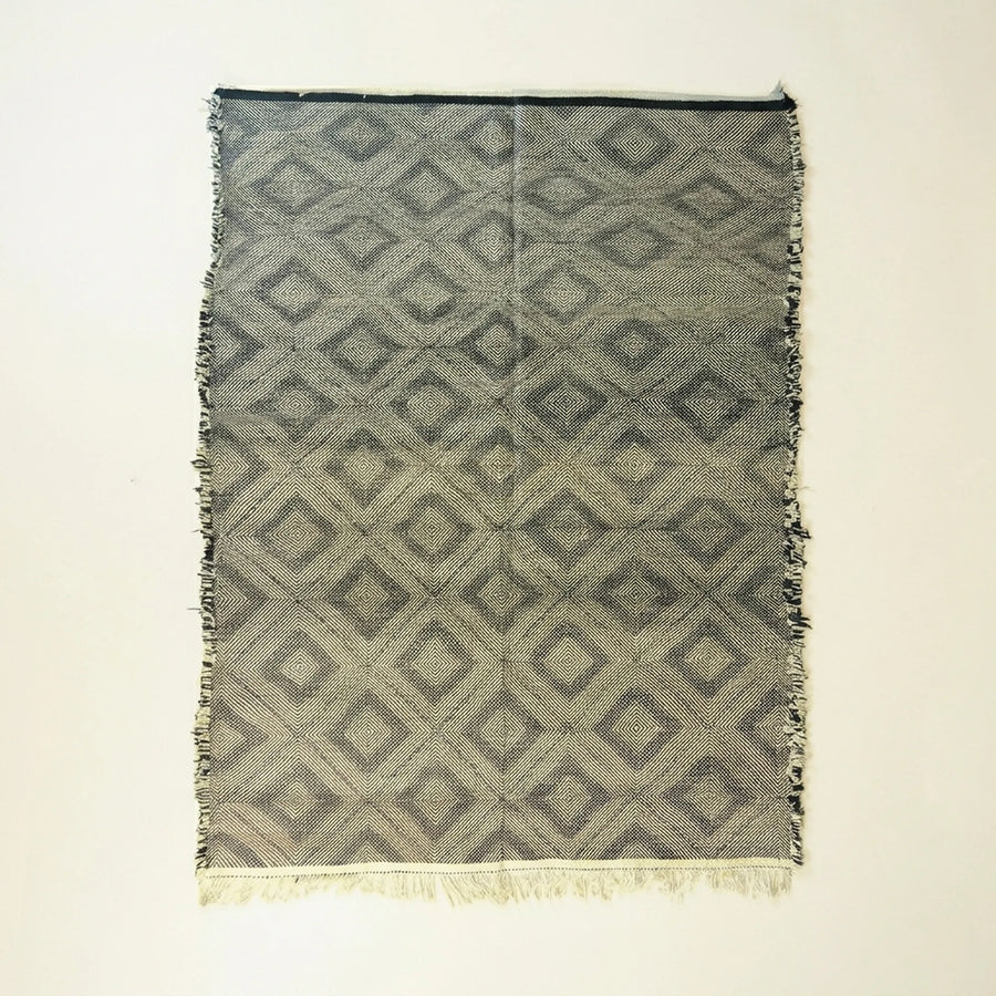 Gray Zanafi Kilim rug Tamdakht with mosaic diamond pattern, full rug view