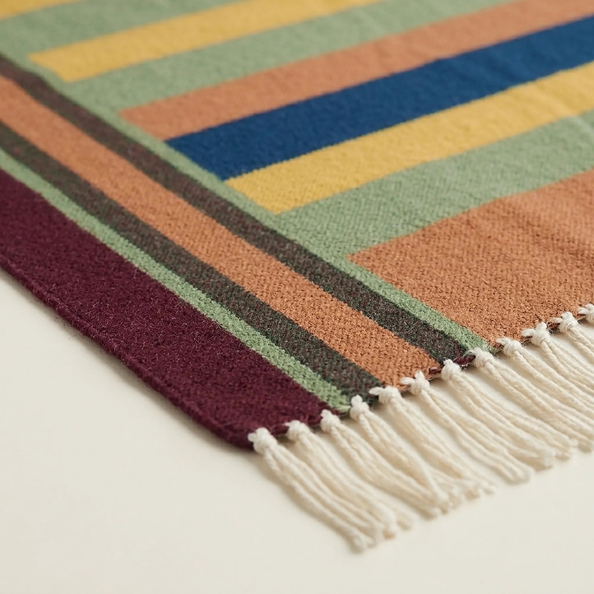 Terracotta Zanafi Kilim rug Taourirt, handwoven border detail