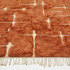 Terracotta and ivory Mrirt rug Tamurt fringe and wool detail