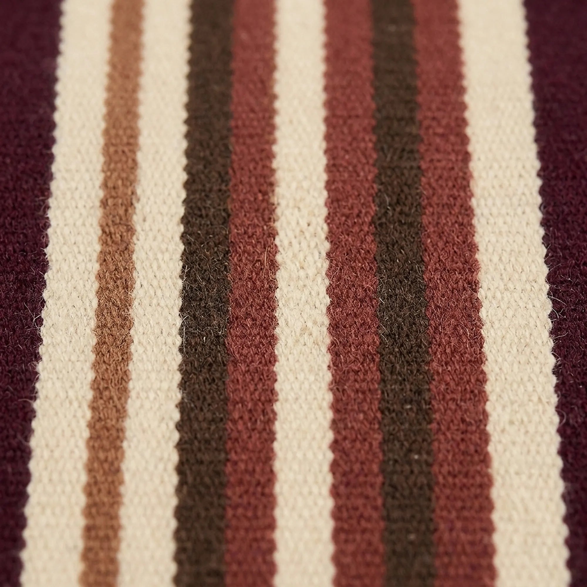 Burgundy Zanafi Kilim rug Tinghir, fine stripe weave detail