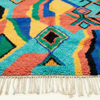 Close-up of the wavy geometric diamond design on the Anir Boujaad rug.