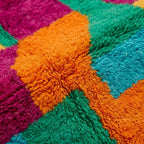 Close-up of the natural wool texture of the Itri Boujaad rug.
